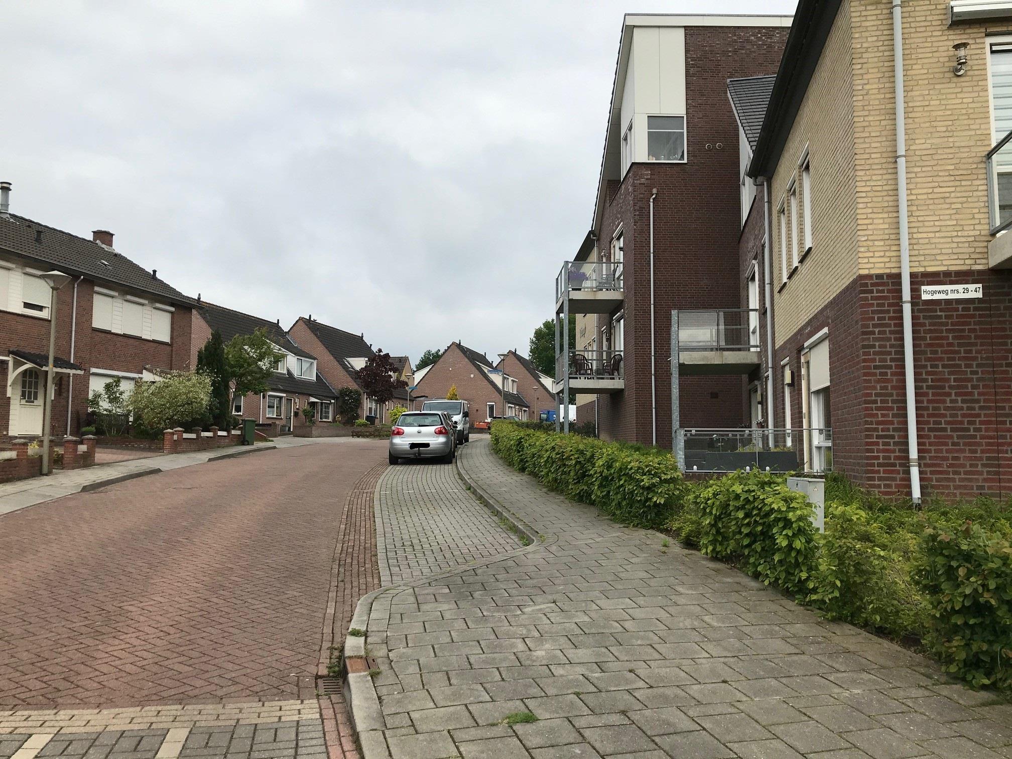 Hogeweg 35