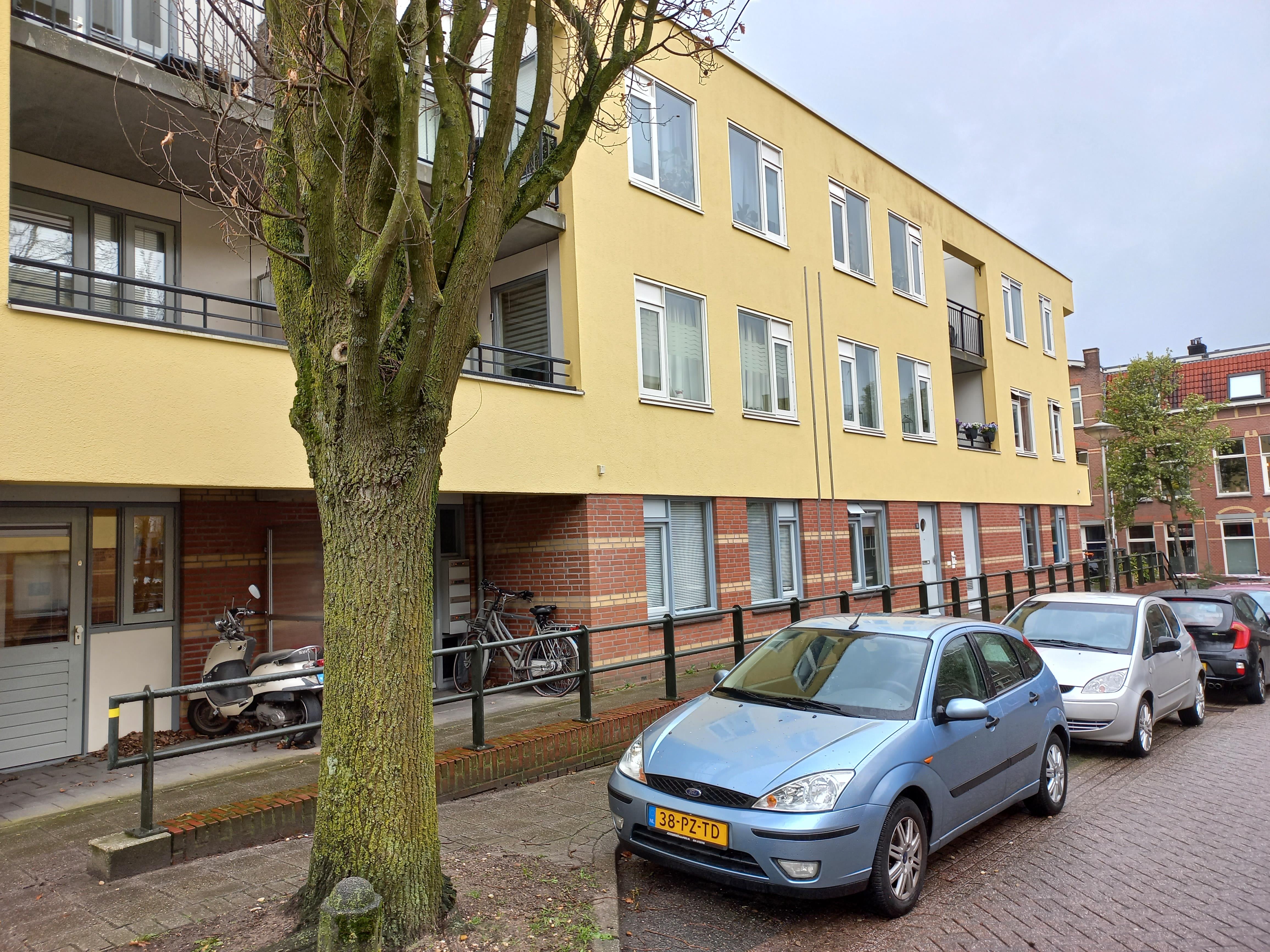 Roothaanstraat 4