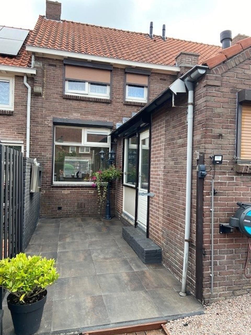 Kamperfoeliestraat 15