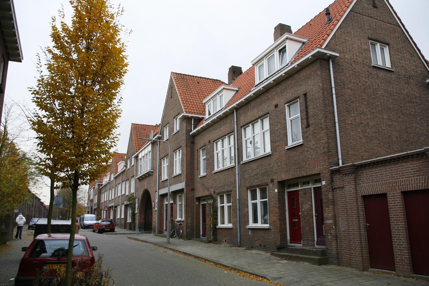 Agnietenstraat 102