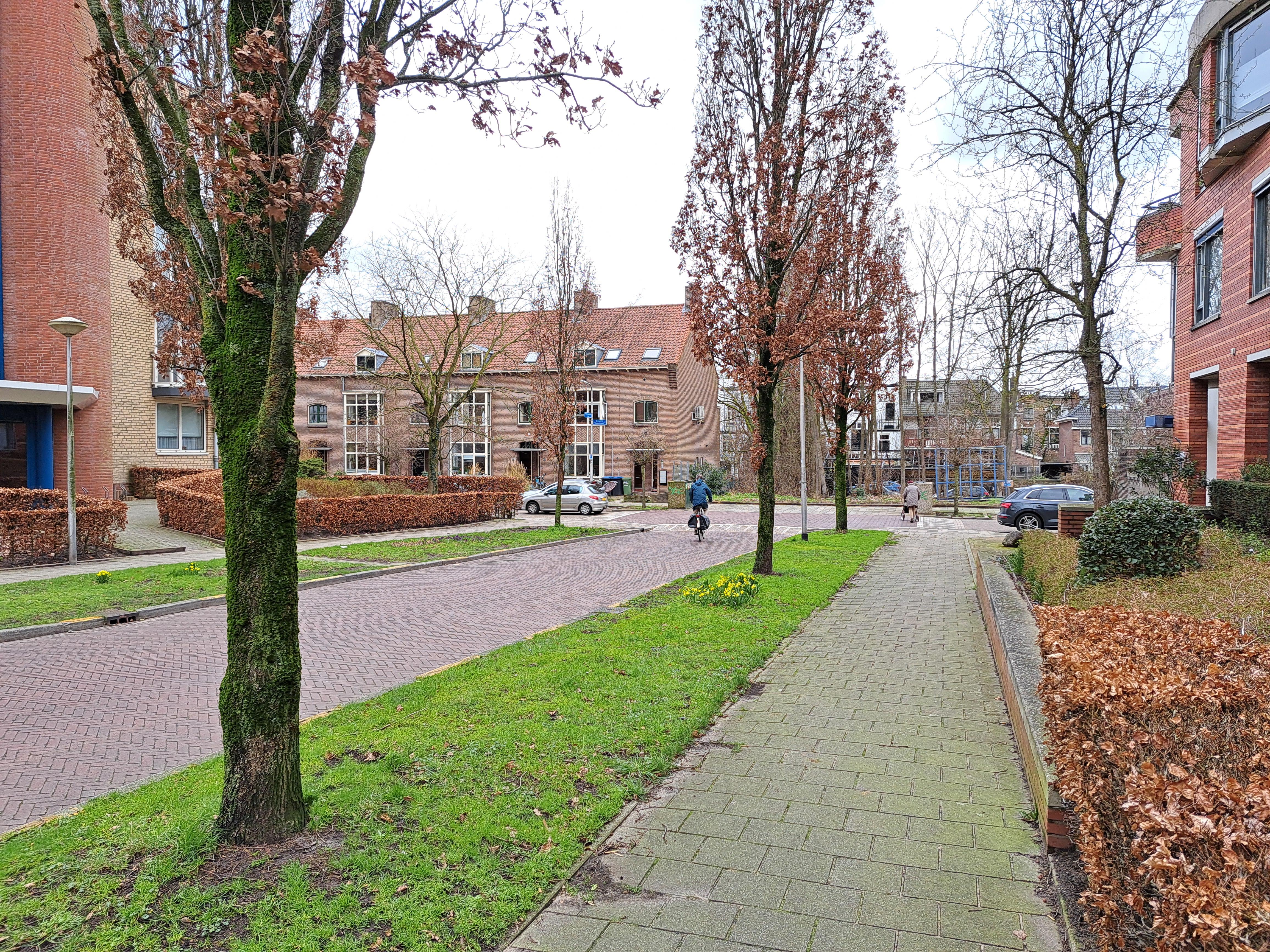 Pater Leijdekkersstraat 17