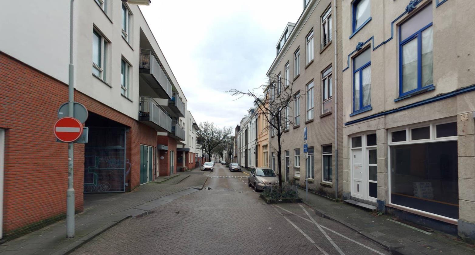 Driekoningendwarsstraat 12A